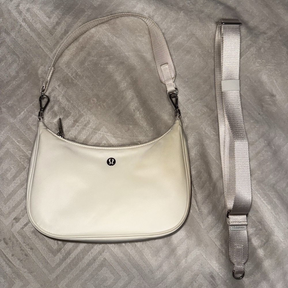Lululemon City Essentials Small Shoulder Bag 3L